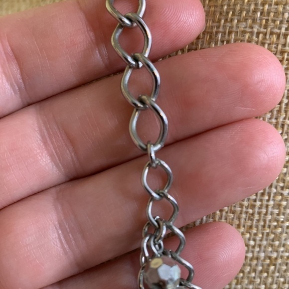 Silver Tone Glass Faux Pearl Beaded Chain Statement Necklace - Picture 5 of 8